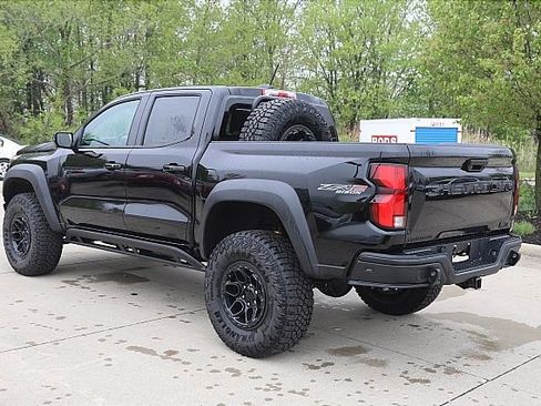 New 2024 Chevrolet Colorado ZR2 w/ ZR2 Bison Edition image 5