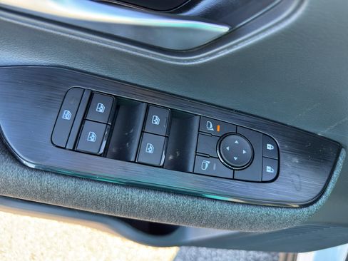 New 2026 Nissan Kicks SV w/ SV Premium Package image 12