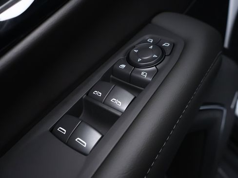 New 2026 Chevrolet Tahoe LT w/ Comfort Package AWD/4WD image 8