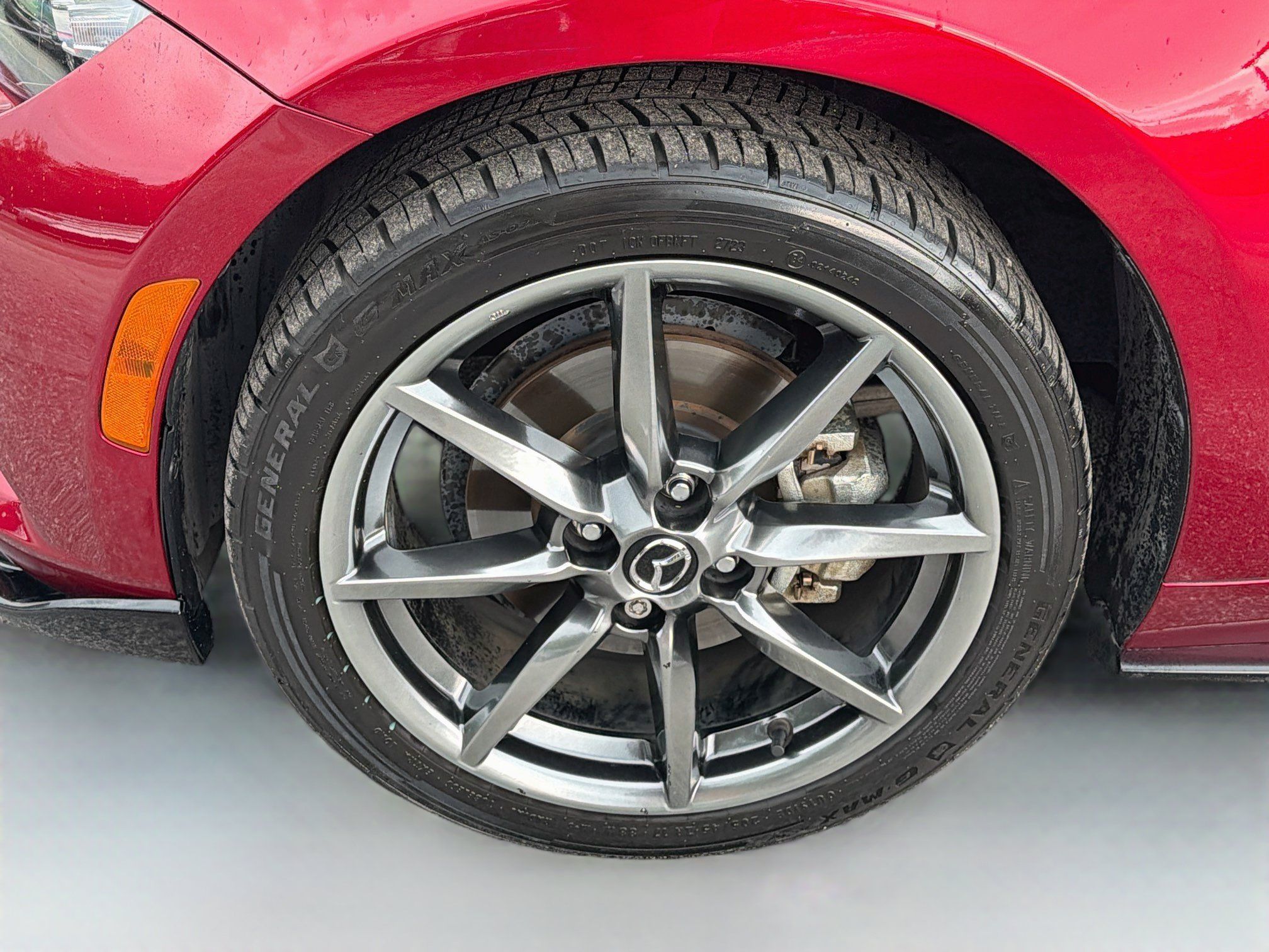 Used 2021 MAZDA MX-5 Miata RF Grand Touring w/ Appearance Package RWD image 35