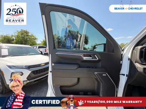 Used 2024 Chevrolet Silverado 1500 LT Trail Boss w/ Convenience Package II AWD/4WD image 29