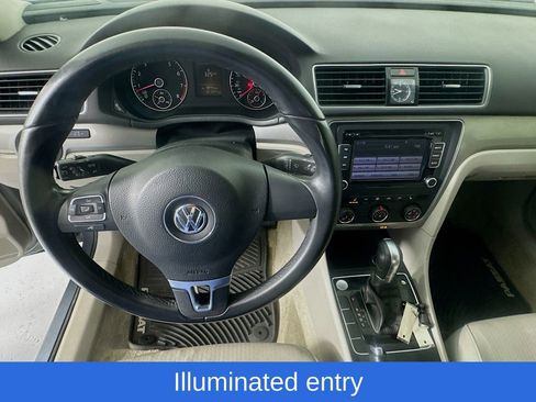 Used 2015 Volkswagen Passat 1.8T Limited Edition image 13