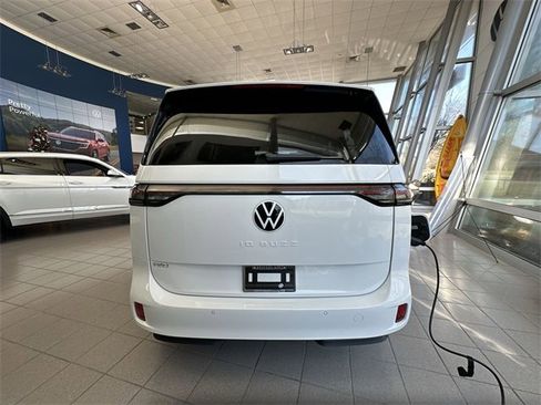 New 2025 Volkswagen ID. Buzz Pro S image 4