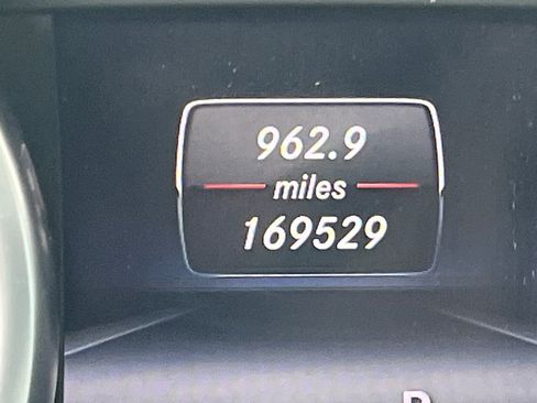 Used 2014 Mercedes-Benz ML 350 4MATIC image 8