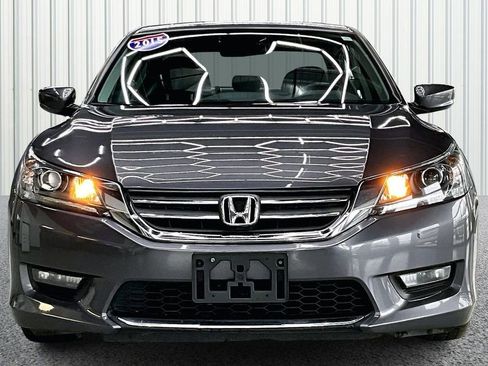 Used 2015 Honda Accord Sport image 2