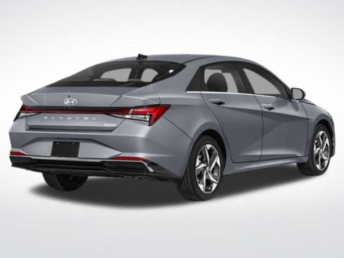 Used 2022 Hyundai Elantra Limited image 6