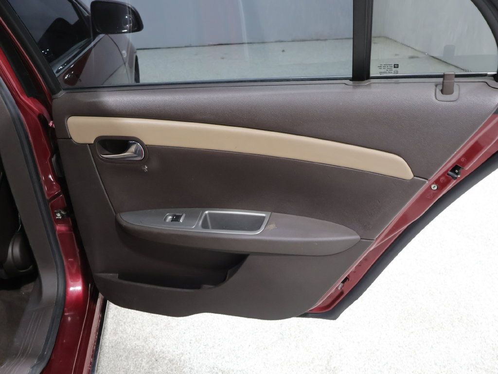 Used 2008 Chevrolet Malibu LTZ FWD image 23