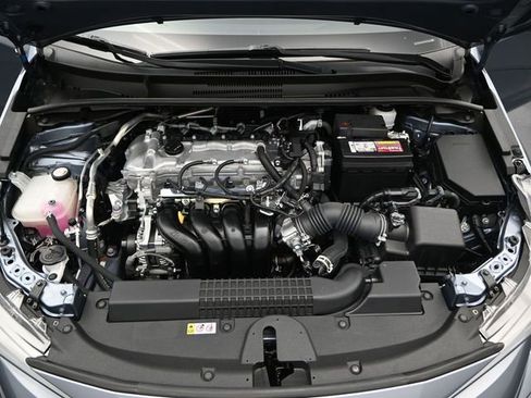 Used 2022 Toyota Corolla LE image 18