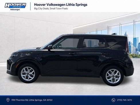 Used 2024 Kia Soul LX w/ Option Group 015 FWD image 21