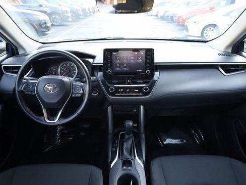 Used 2022 Toyota Corolla Cross LE image 16