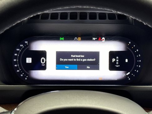 Certified 2023 Volvo XC90 B5 Plus w/ Protection Package AWD/4WD image 28