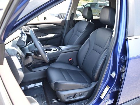 Used 2023 Nissan Rogue SV w/ SV Premium B Package AWD/4WD image 5