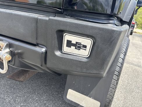 Used 2003 HUMMER H2 w/ Preferred Equipment Group AWD/4WD image 19