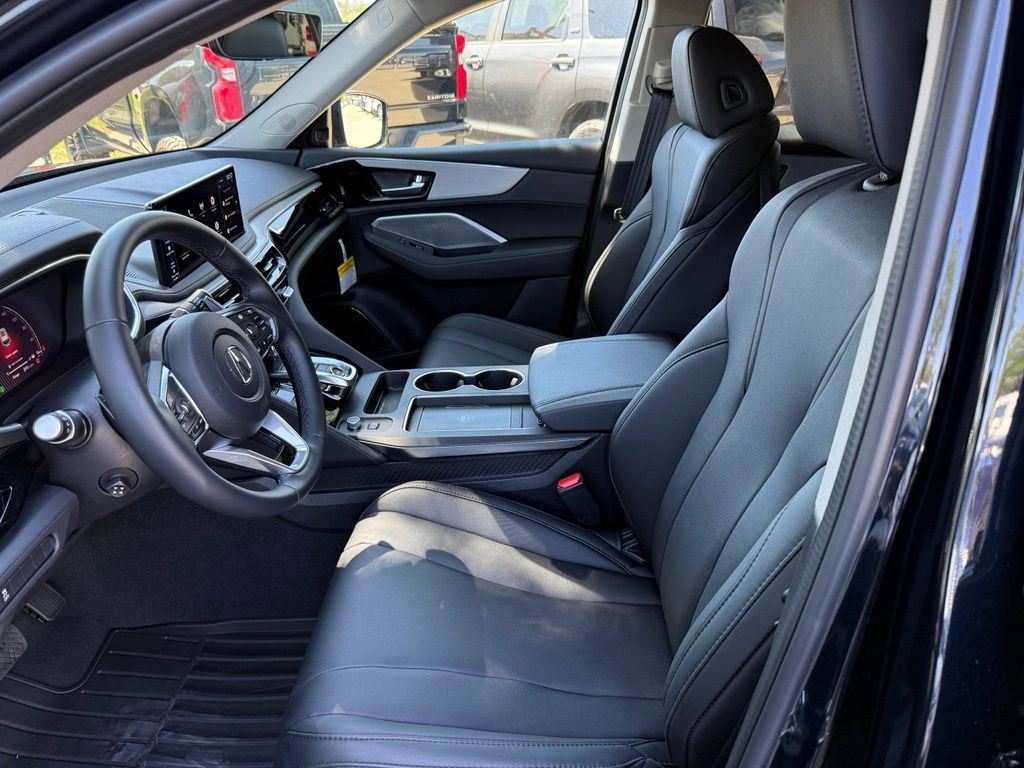 Used 2026 Acura MDX SH-AWD image 15