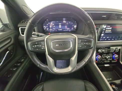 Used 2022 GMC Yukon XL Denali AWD/4WD image 12