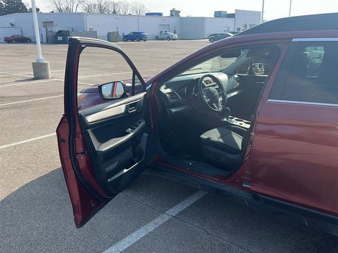 Used 2016 Subaru Outback 2.5i Premium w/ Popular Package #2 image 3