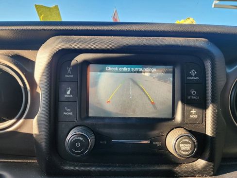 Used 2020 Jeep Wrangler Unlimited Sport S image 16