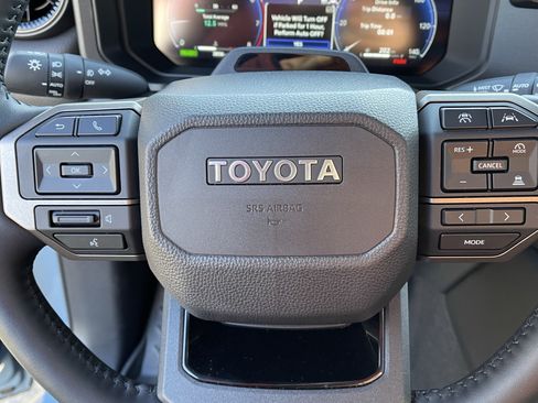Certified 2026 Toyota Land Cruiser w/ Premium Package AWD/4WD image 19