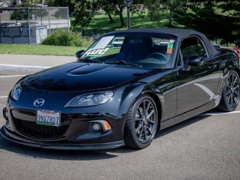 Used 2014 MAZDA MX-5 Miata Club image 3