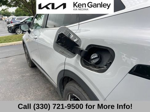 Certified 2026 Kia Sportage EX FWD image 50
