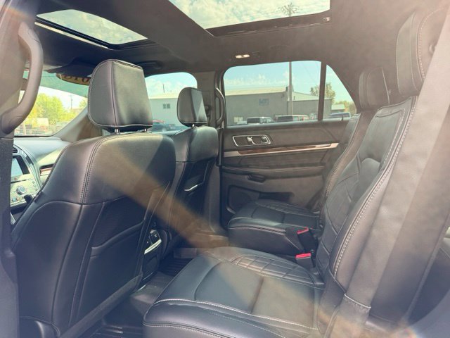 Used 2018 Ford Explorer Platinum AWD/4WD image 21