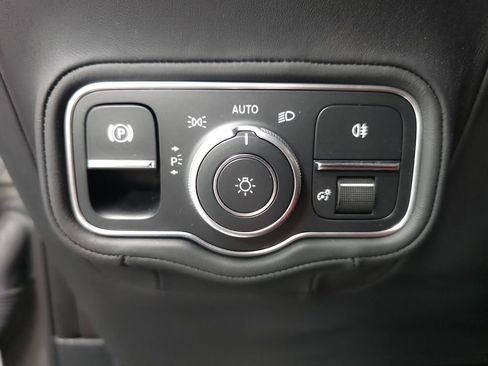 Used 2025 Mercedes-Benz G 550 image 10