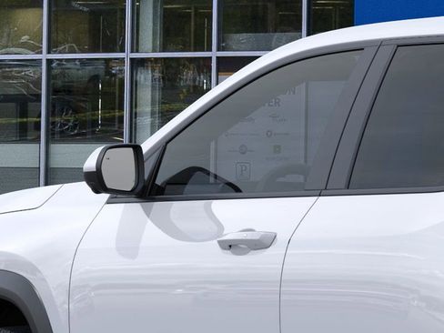 New 2026 Chevrolet Equinox LT w/ Safety and Technology Package image 36