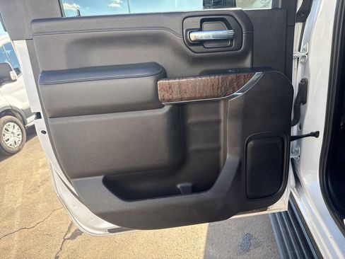 Used 2022 GMC Sierra 2500 Denali w/ Denali Ultimate Package image 31