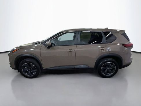 Used 2025 Nissan Rogue SV FWD image 6