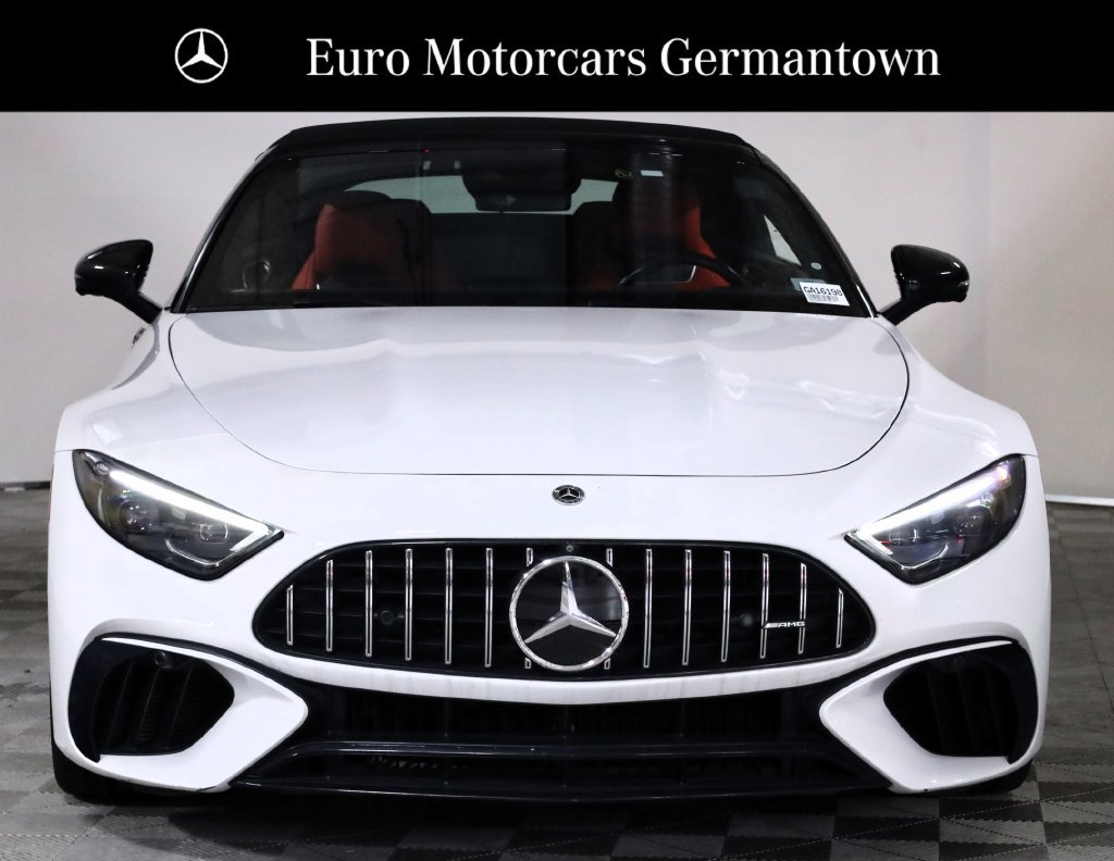 Certified 2022 Mercedes-Benz SL 55 AMG 4MATIC w/ Driver Assistance Package image 2