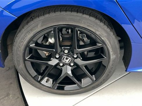 Used 2023 Honda Civic Sport image 29