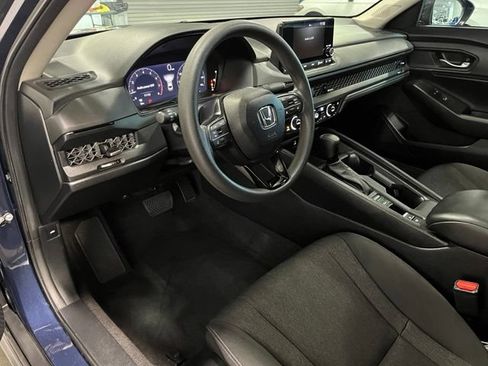 Used 2023 Honda Accord EX image 19
