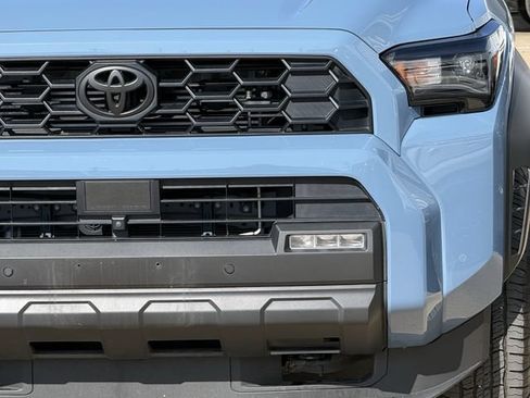 Used 2025 Toyota 4Runner TRD Off-Road Premium w/ Tow Technology Package AWD/4WD image 8