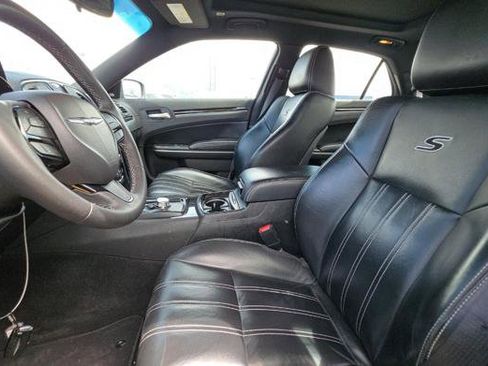 Used 2023 Chrysler 300 S RWD image 7