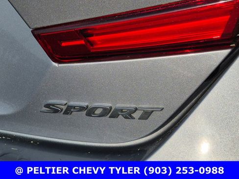 Used 2021 Honda Accord Sport image 9