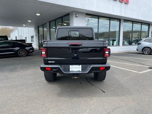 Used 2021 Jeep Gladiator Overland AWD/4WD image 6