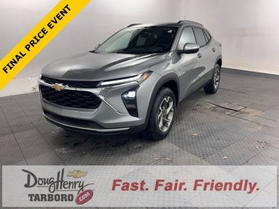 New 2025 Chevrolet Trax LT w/ Driver Confidence Package