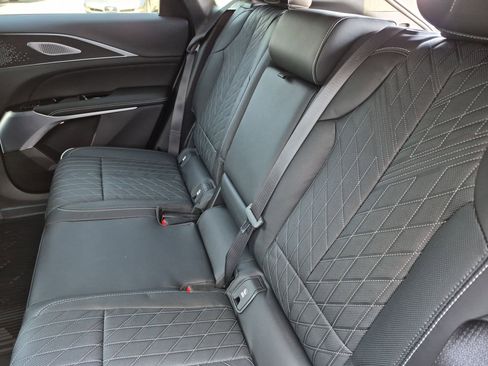 New 2026 Cadillac Lyriq V w/ Exterior Carbon Fiber Package AWD/4WD image 29