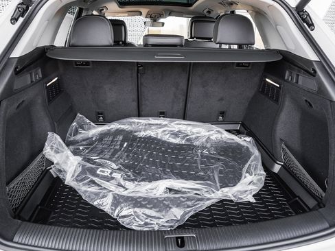 Certified 2025 Audi Q5 2.0T Premium Plus w/ Premium Plus Package image 28