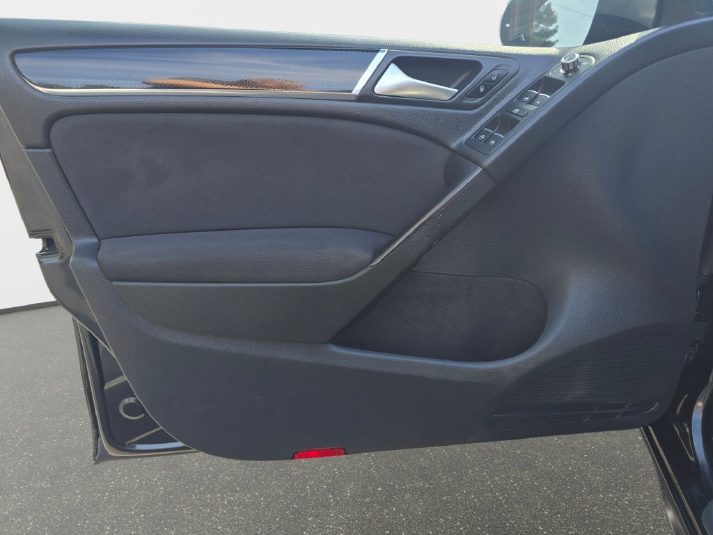 Used 2014 Volkswagen GTI Wolfsburg Edition FWD image 29