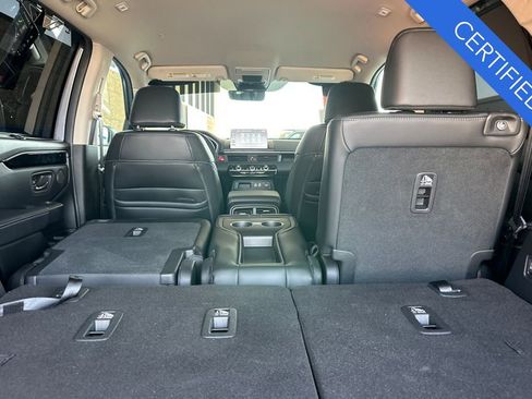 Certified 2025 Honda Pilot EX-L image 16
