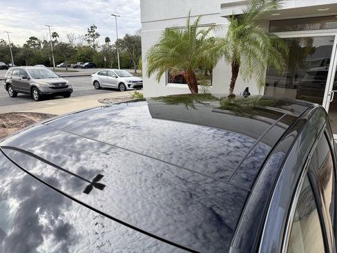 Used 2024 Lincoln Corsair Premiere w/ Equipment Group 102A image 10