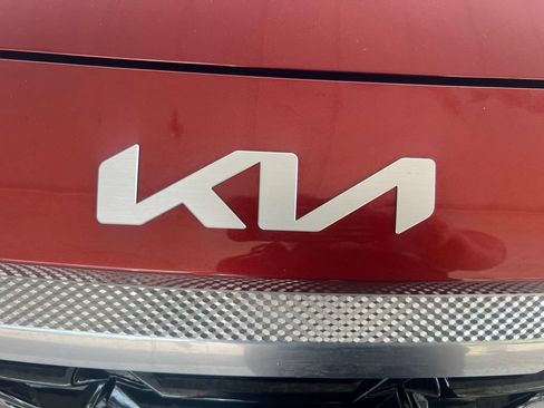 Certified 2024 Kia Seltos S AWD/4WD image 31