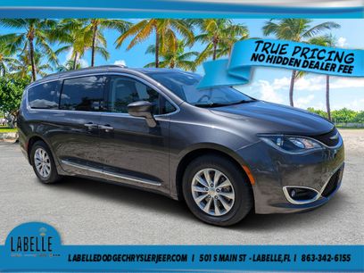 Used 2017 Chrysler Pacifica Touring-L