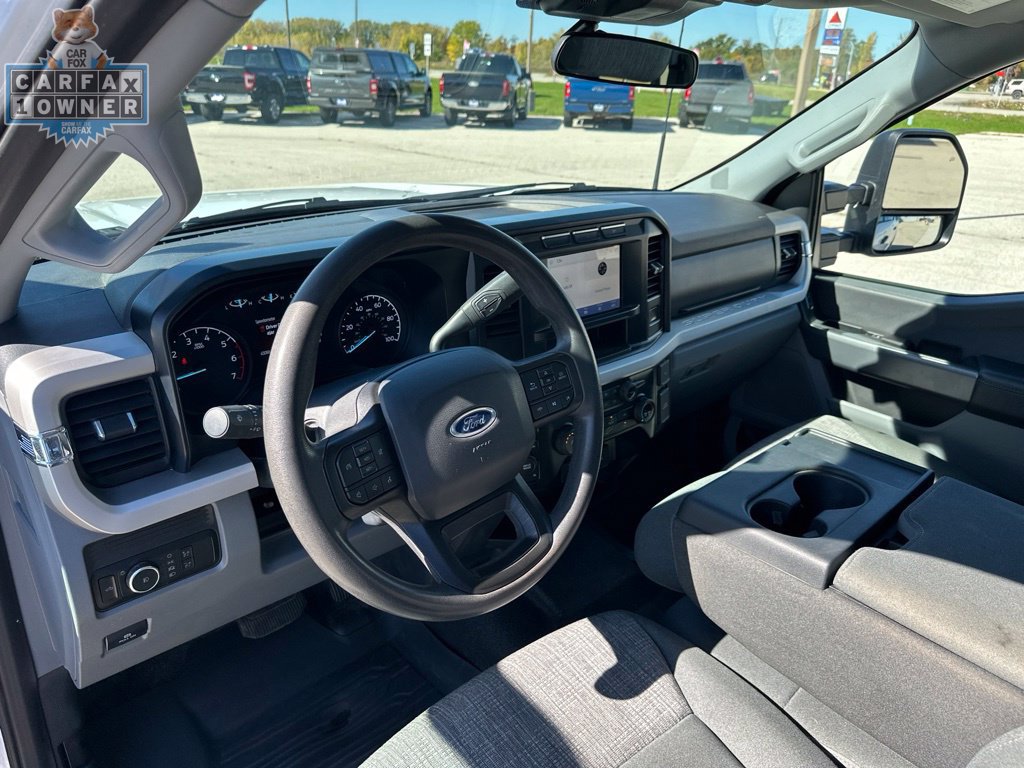 Used 2024 Ford F350 XLT AWD/4WD image 11