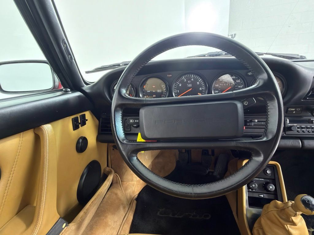 Used 1987 Porsche 911 Carrera RWD image 5