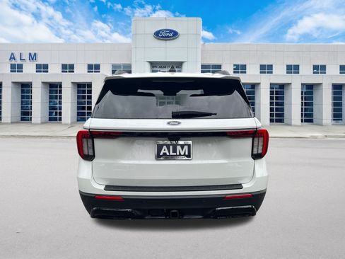 New 2026 Ford Explorer ST-Line w/ ST-Line Street Pack image 6