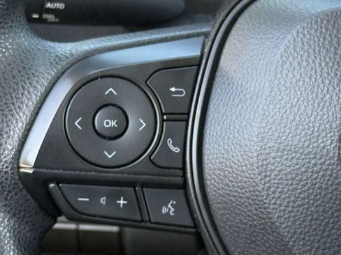 Used 2024 Toyota Corolla LE FWD image 13