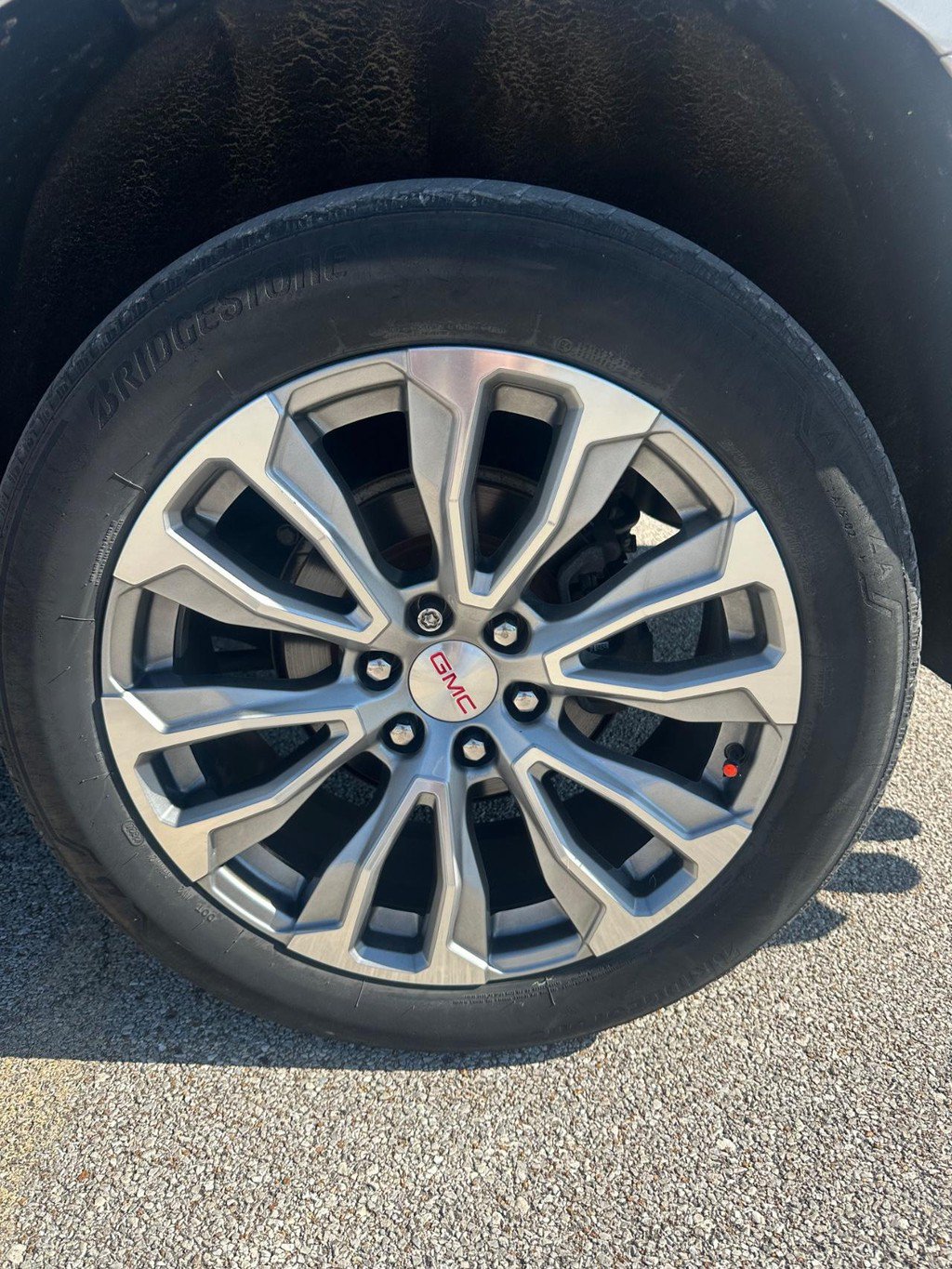 Used 2021 GMC Yukon Denali w/ Denali Premium Package RWD image 6