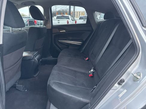 Used 2013 Honda Crosstour EX image 24